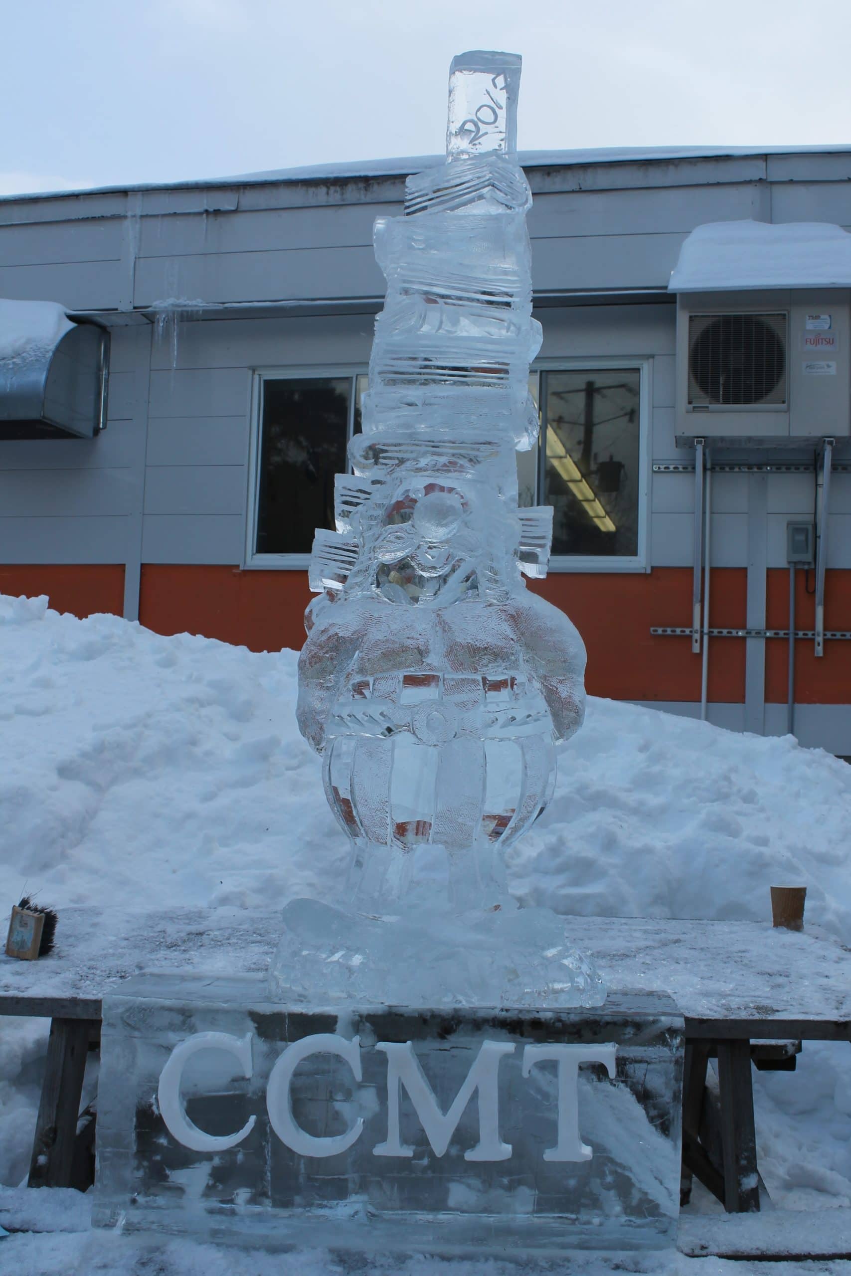 sculpture glace