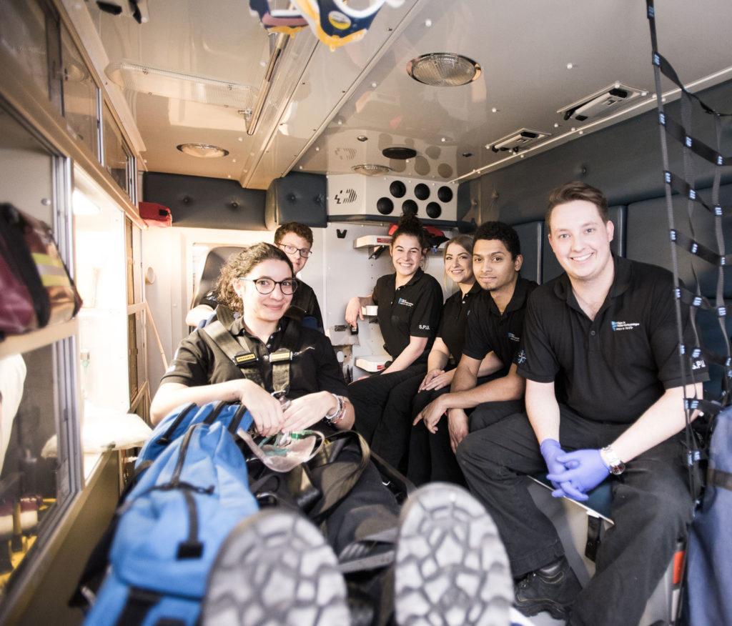 Étudiants en soins préhospitaliers d'urgence