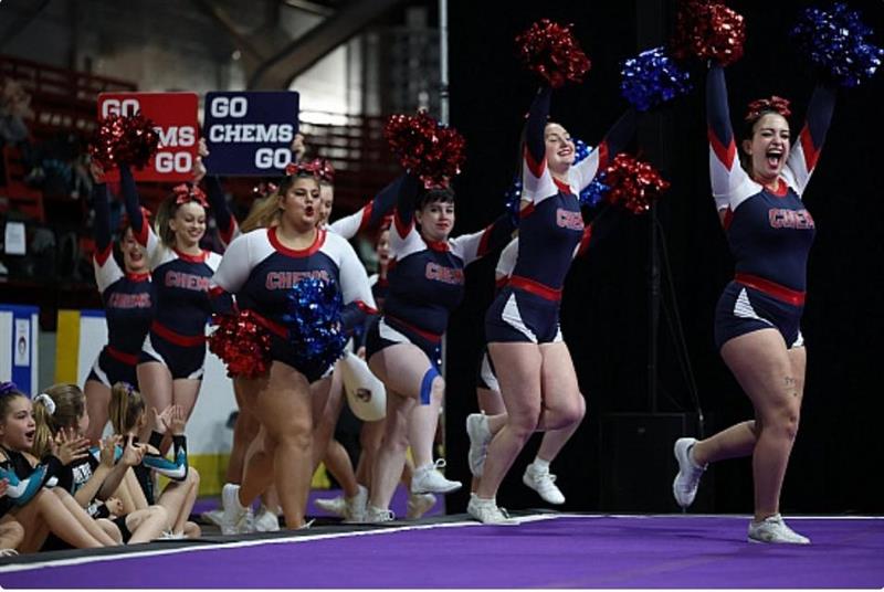 Équipe de cheerleading du Cégep de Saint-Jérôme