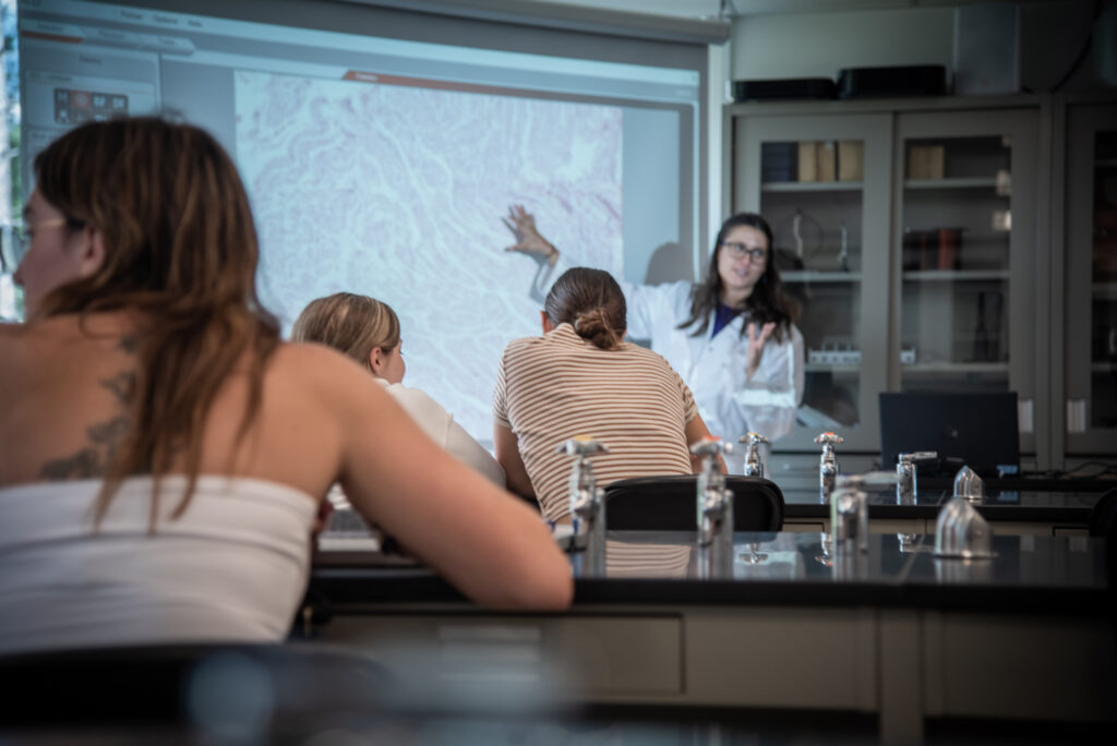 _Etudiants-Prospectus-2023-17