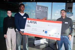 Duo gagnant du CSTJ au hackiathon