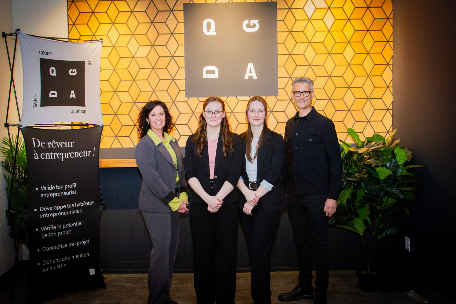 Lauréates et lauréats du Gala entrepreneurial du QGDA et récipiendaires des bourses Audace